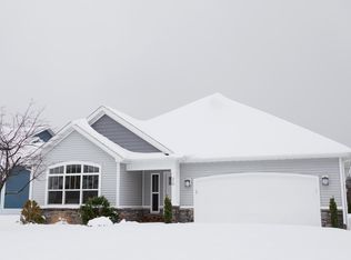 210 Market Pl, Benton Harbor, MI 49022