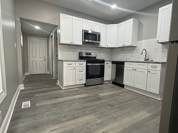 4th image of 1835-1837 S 6th St