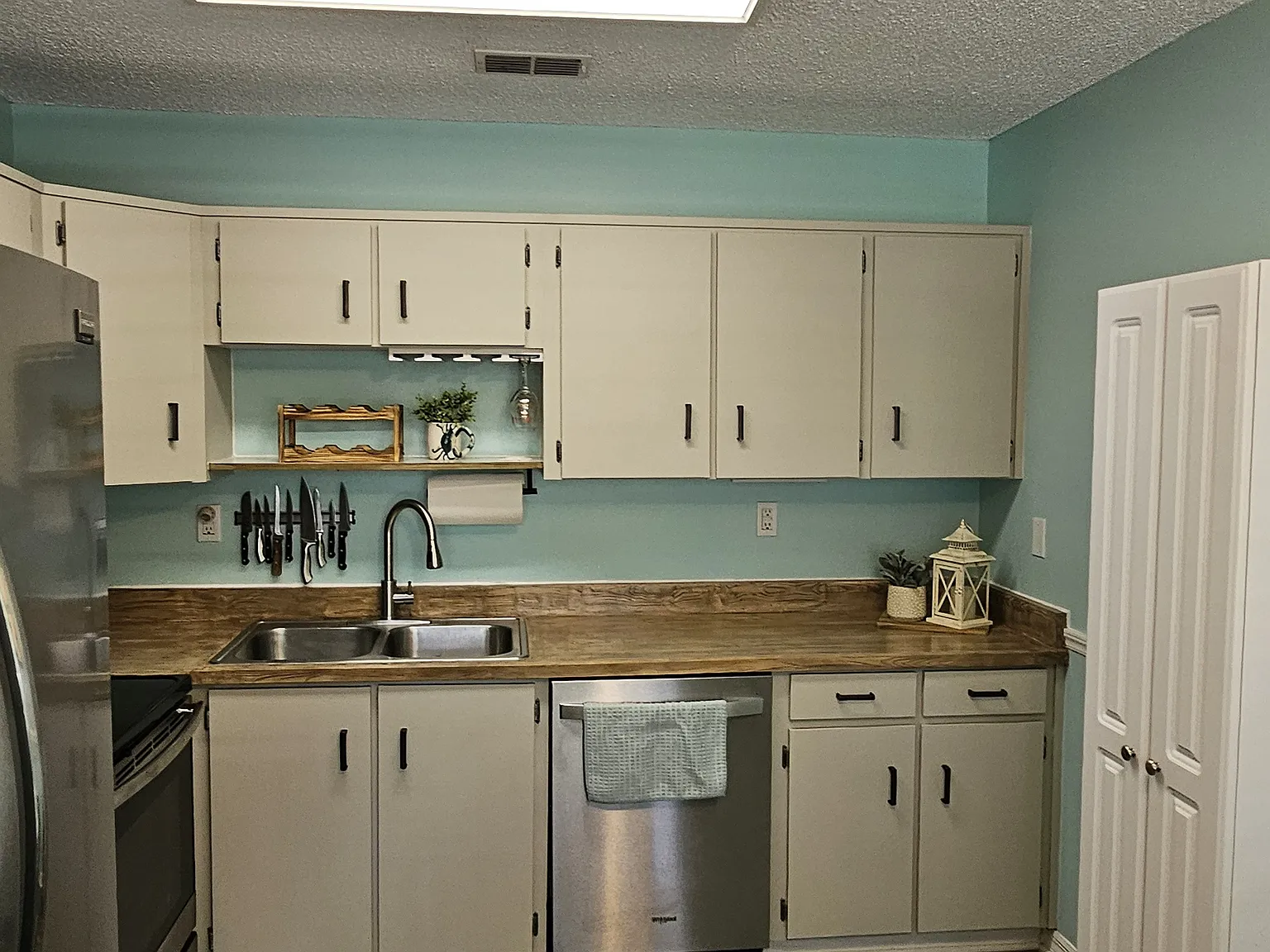 1601 Big Tree Rd — Photo 3