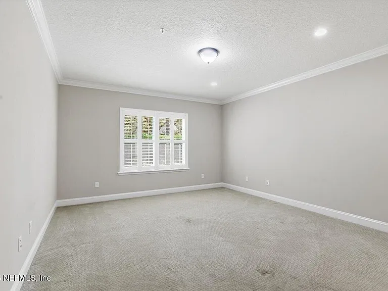 80 Oyster Bay Way — Photo 13