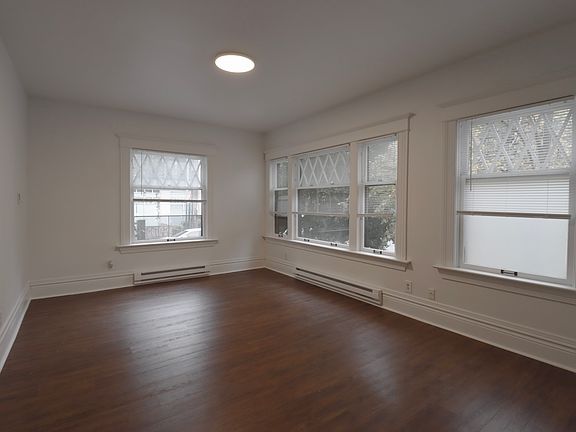 3rd image of 302 10th Ave E #A