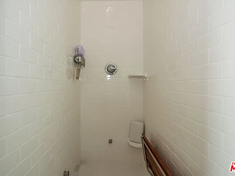 1850 Industrial St #Penthouse 9 — Photo 32