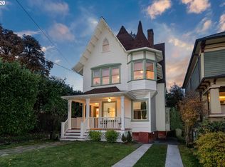 2343 NW Irving St, Portland, OR 97210