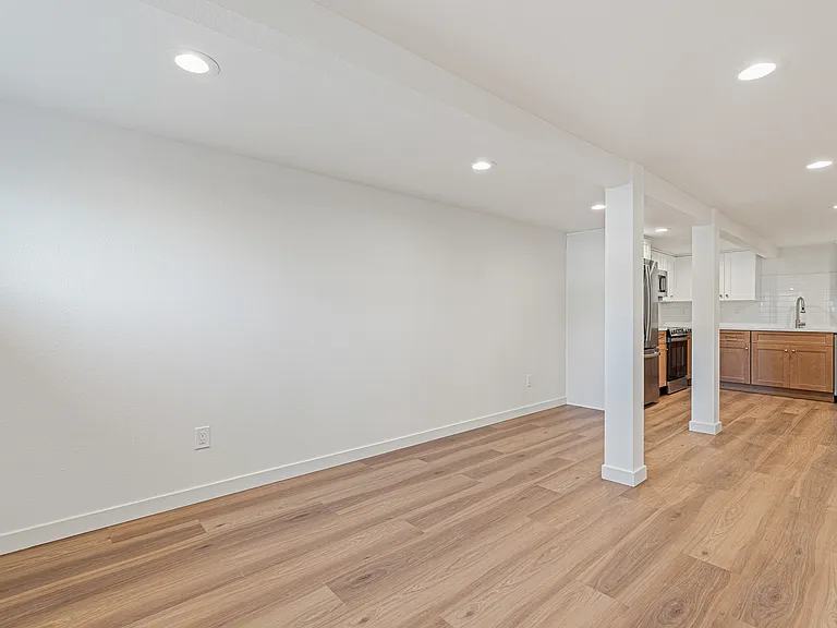 14325 Phinney Ave N #2 — Photo 10