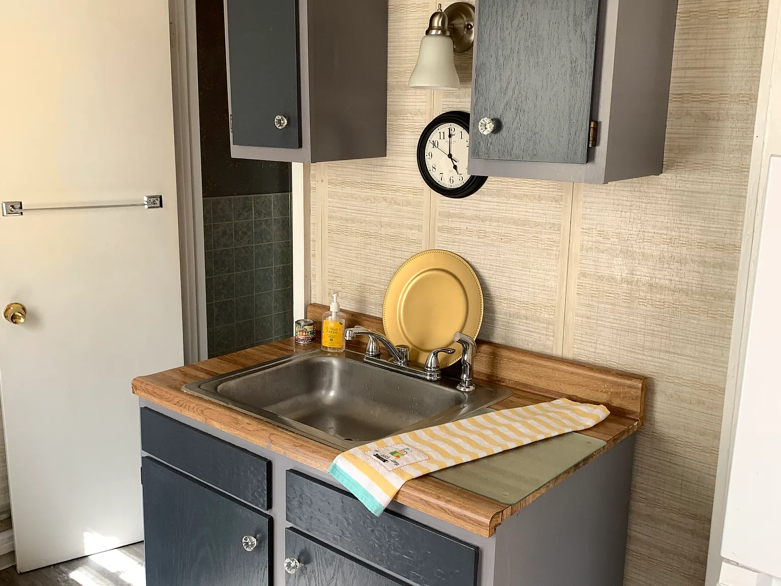 1 bed, $800 — Photo 2