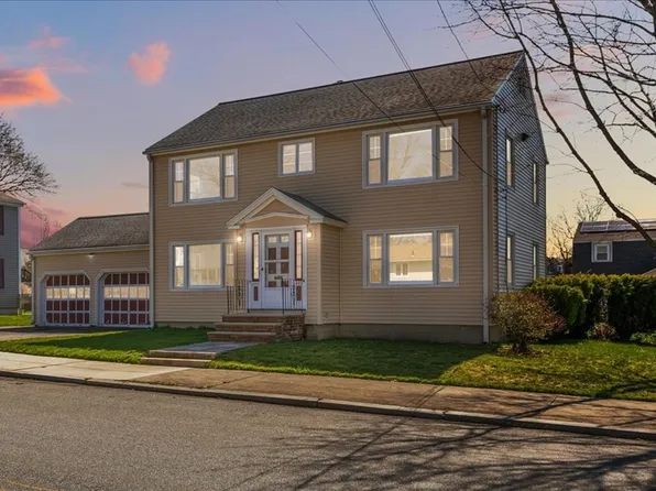 152-154 Chester St, Lawrence, MA 01843