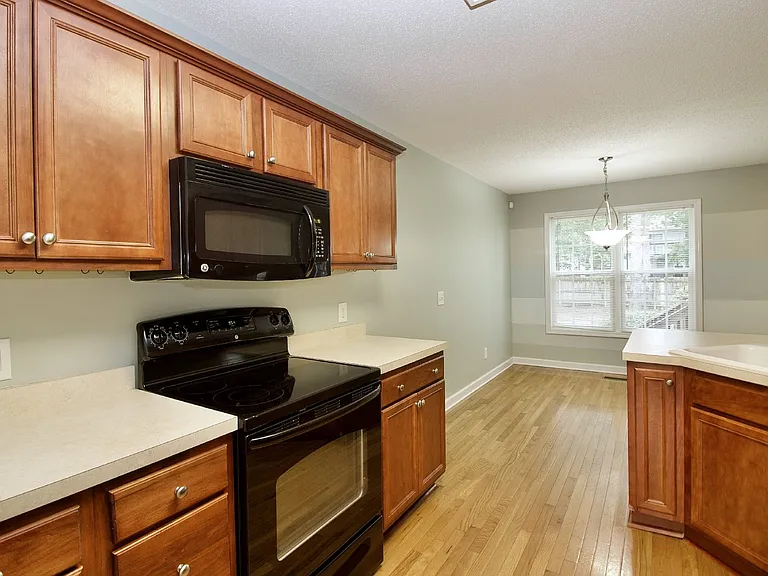 129 Lori Ln — Photo 15