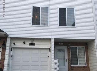 378 Aspen Knolls Way, Staten Island, NY 10312