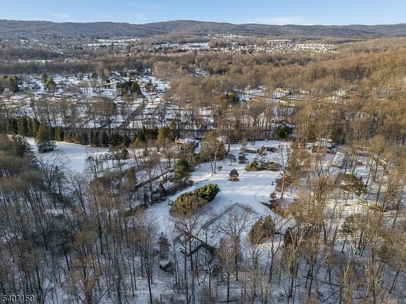 34th image of 50 Drakestown Rd