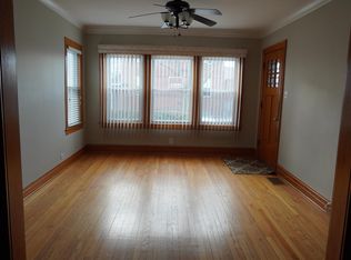 3639 Scoville Ave, Berwyn, IL 60402