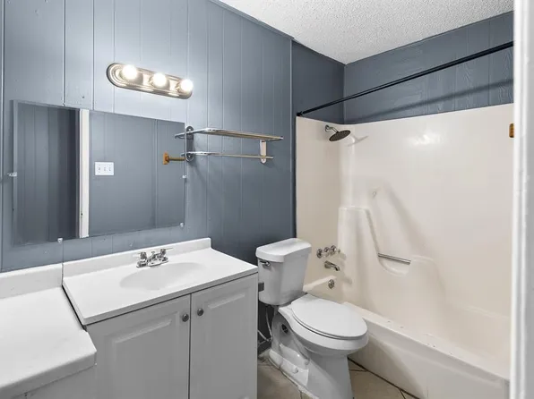 1611 Jones St APT 6, Taylor, TX 76574