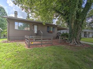 98 Phillips Dr, Decatur, IL 62521