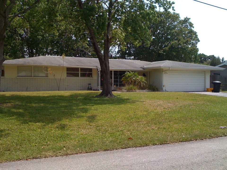 1st image of 1831 Brentwood Dr