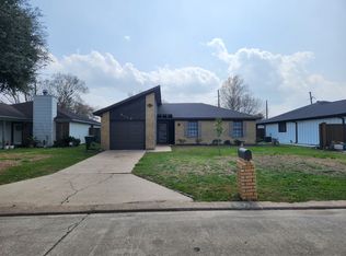 9175 Jennifer St, Beaumont, TX 77707
