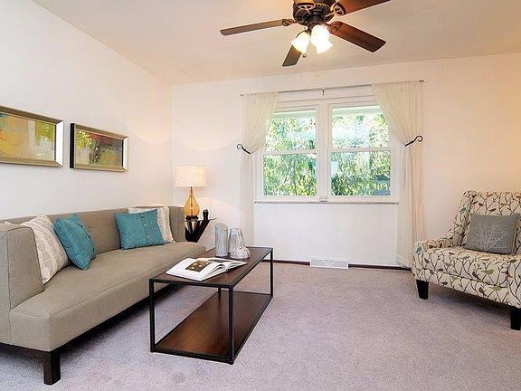 4th image of 4010 Clifton Ave