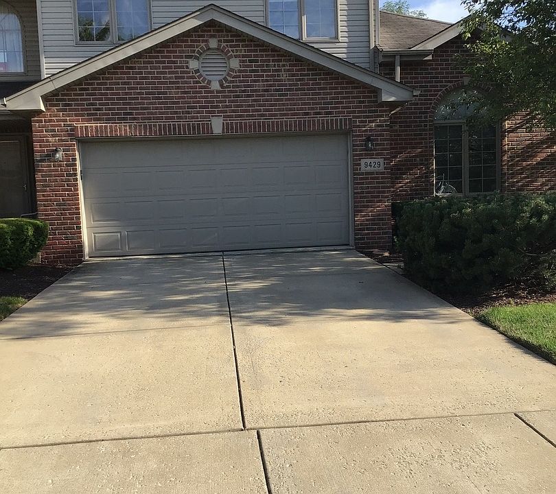1st image of 9429 Caledonia Dr