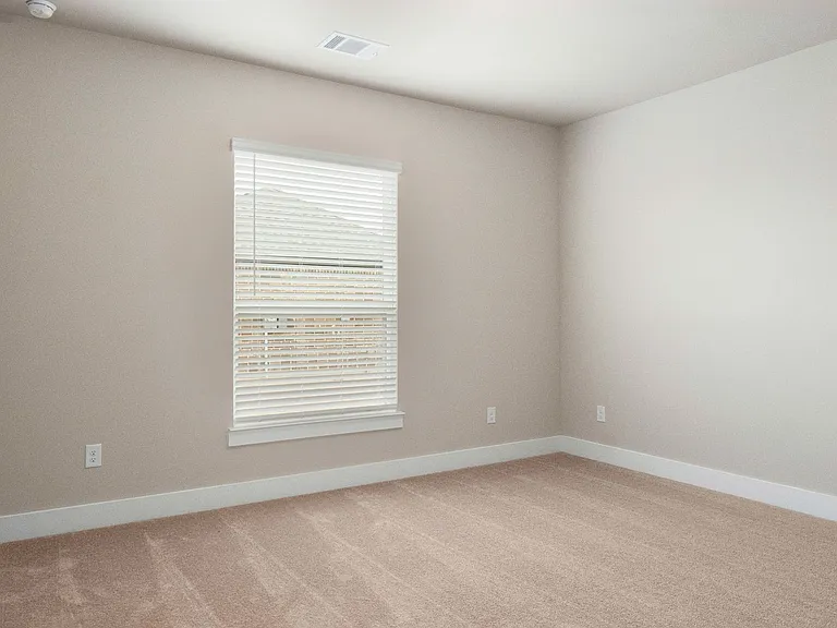 1817 Hidden Creek Dr — Photo 33