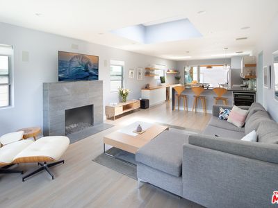 940 Venezia Ave, Venice, CA, 90291