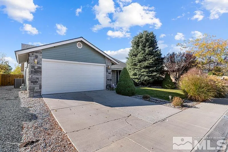 1271 Rolling Hills Dr photo 1