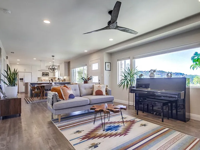 7832 Cinnabar Dr — Photo 11