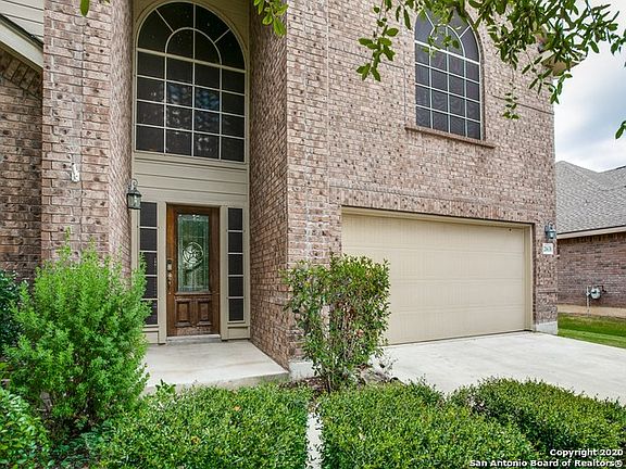 3rd image of 26638 Camden Chase