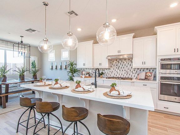 Sedona model home kitchen and breakfast nook William Ryan Homes Phoenix