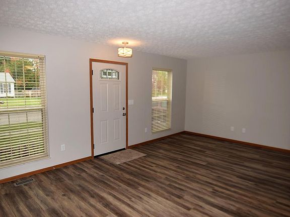 4th image of 1424 Pepper Ln