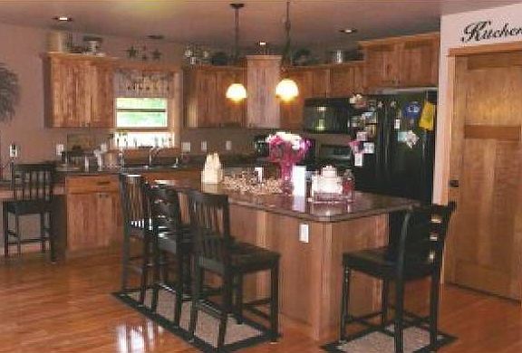 Kitchen with Large Island