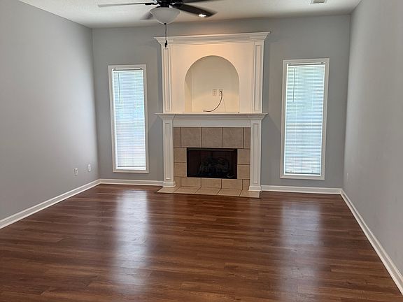 5th image of 1139B Southbend Dr