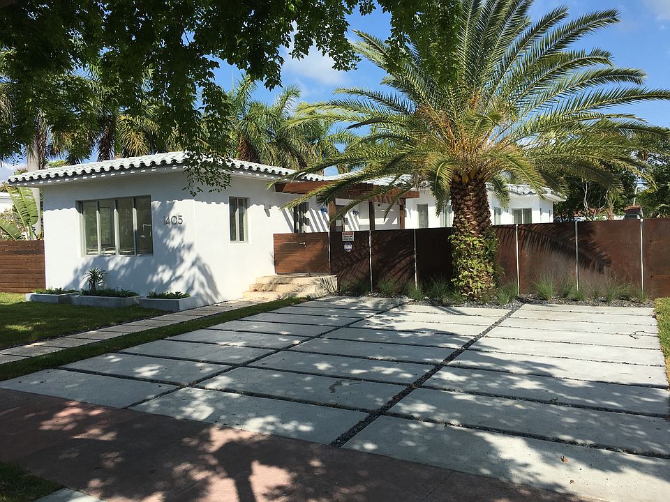 1st image of 1405 Bay Dr