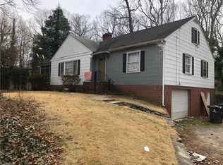 3700 Old Vineyard Rd, Winston Salem, NC 27104