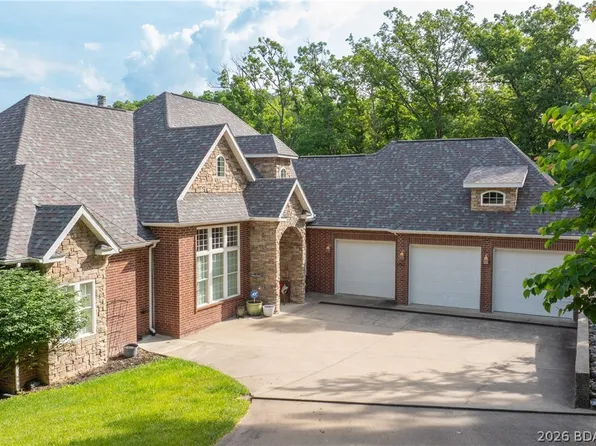 1883 Thunder Mountain Rd, Camdenton, MO 65020