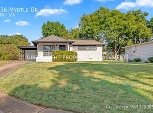 436 Myrtle Dr, Hurst, TX 76053