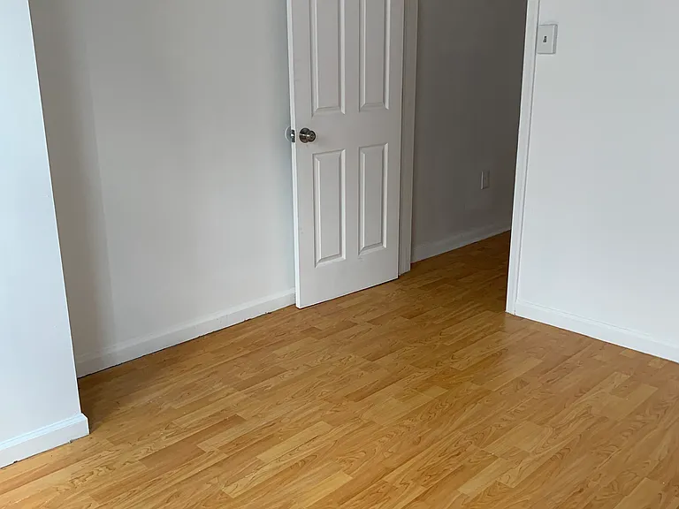 2446 S 5th St — Photo 10