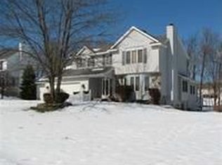 3051 View Point St SW, Jenison, MI 49428