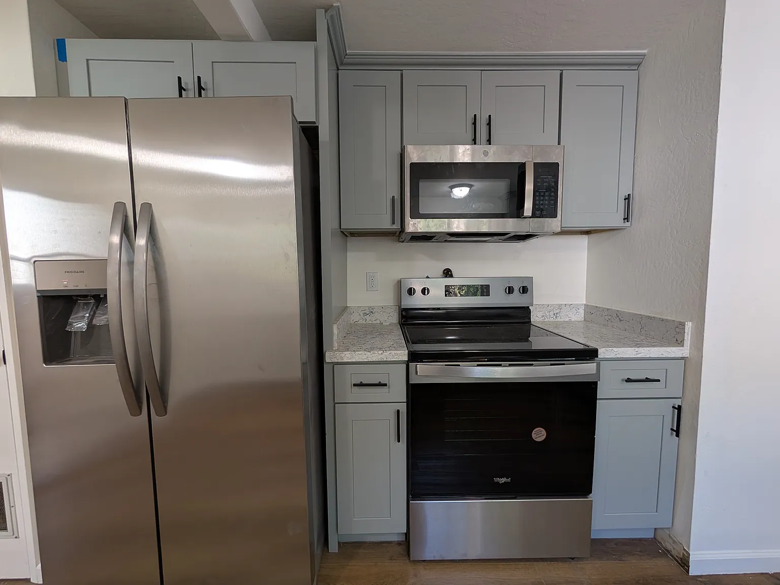 3 bed, 1142 sqft, $3,200 — Photo 4