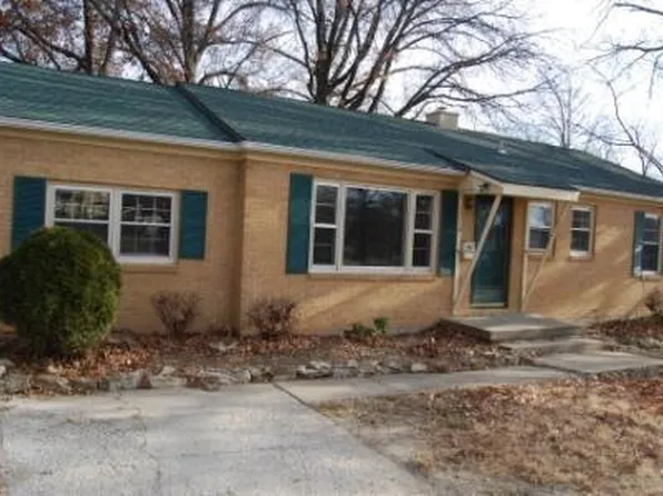 1512 SW Highway Ln, Lees Summit, MO 64081