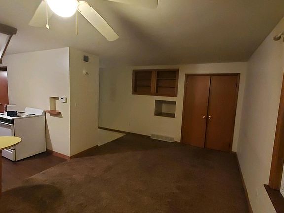 108 1/2 Nile Kinnick Dr N APT 1, Adel, IA 50003 | Zillow