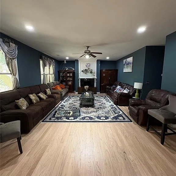 180 Village Green Ct SW #A — Photo 6
