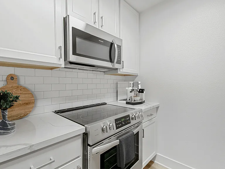 Landmark at Prescott Woods Apartment Homes — Photo 35