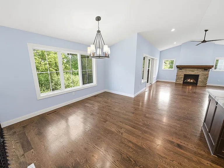 4070 Cameo Pl NE — Photo 7