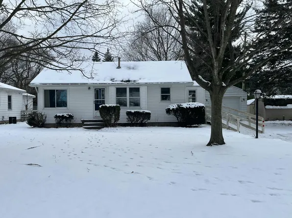 214 E Cherry St, Wayland, MI 49348