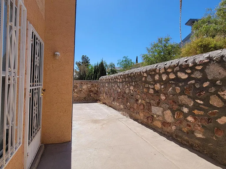 3200 Mountain Ridge Dr — Photo 53