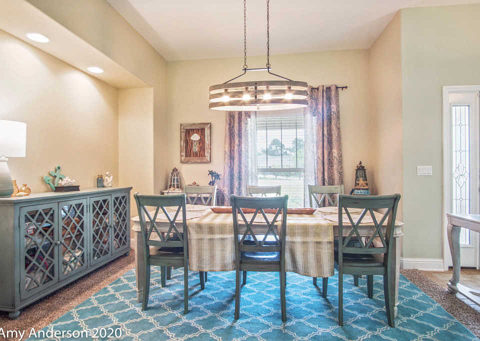 1st image of 2498 Parkridge Dr