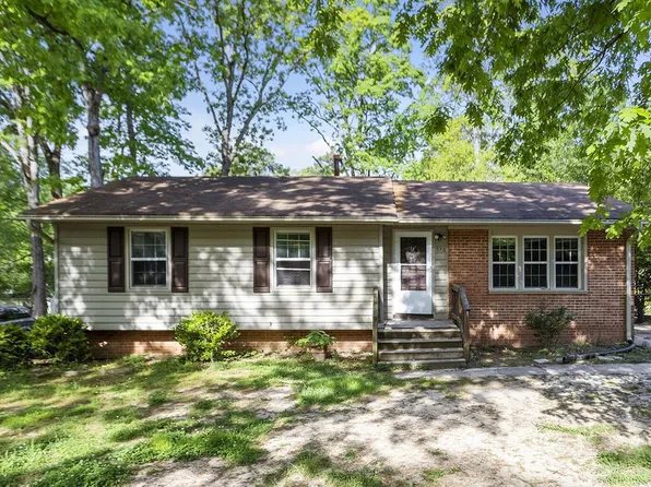 520 Cooper Rd, Raleigh, NC 27610