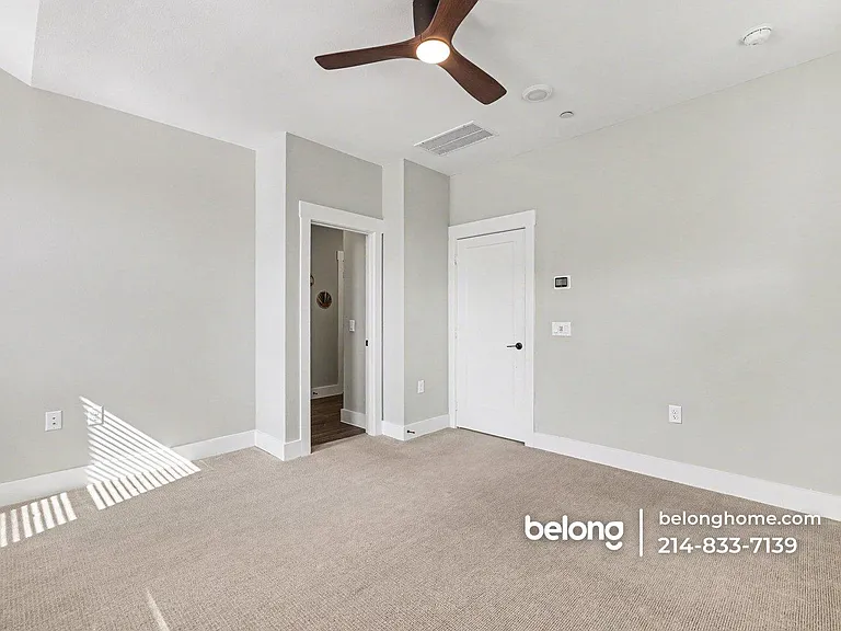 860 Bandera Ct — Photo 15