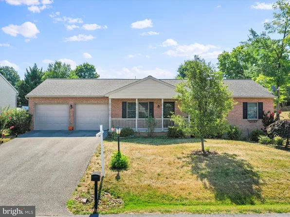 340 Hollymead Ter, Hagerstown, MD 21742