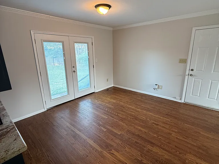 1103 Sandy Springs Rd NW — Photo 8