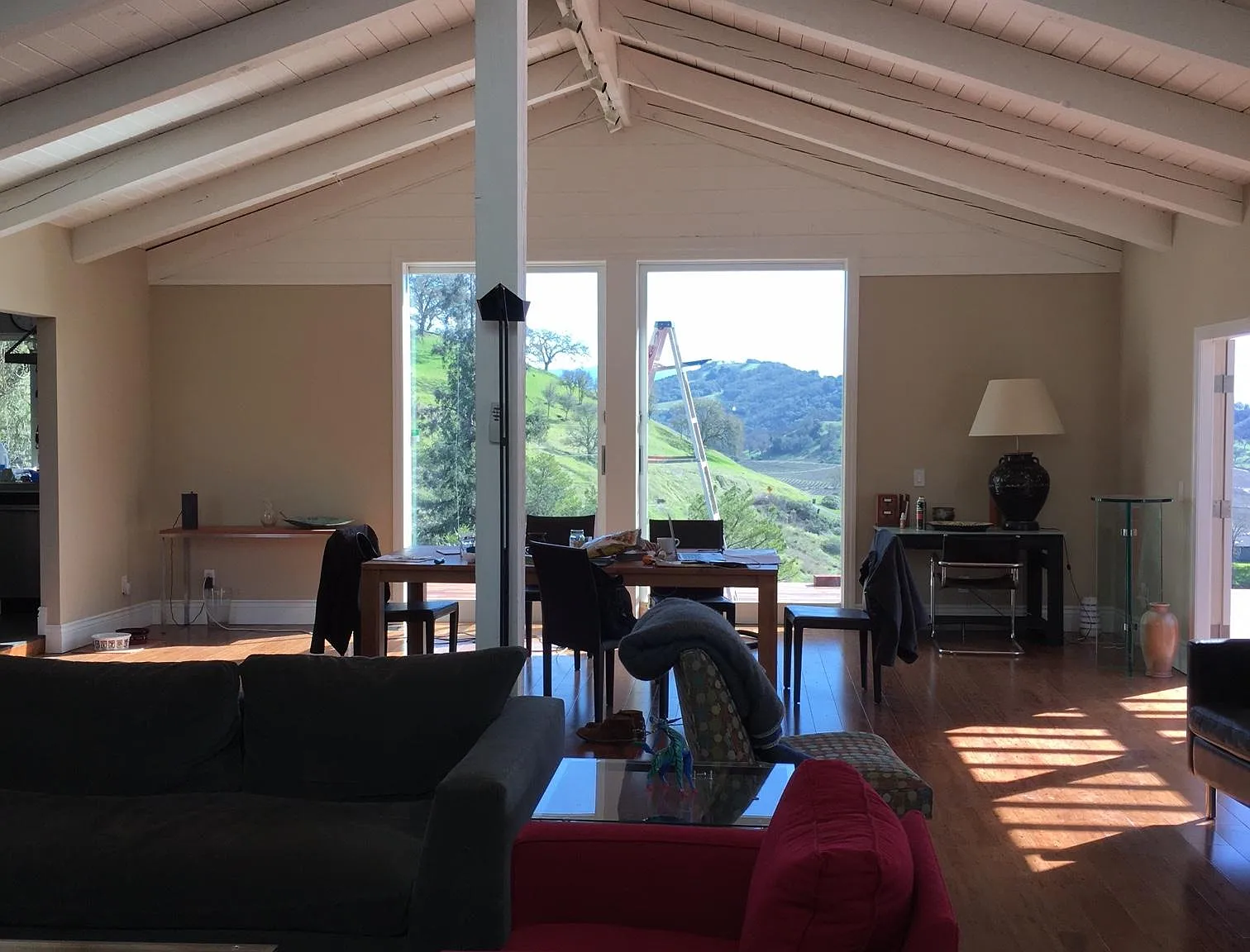800 Sanel Dr — Photo 3