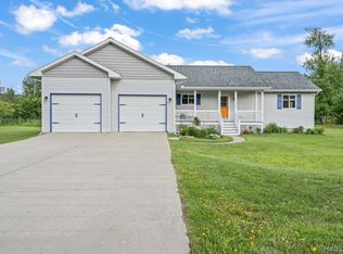 704 Manning Ln, East Tawas, MI